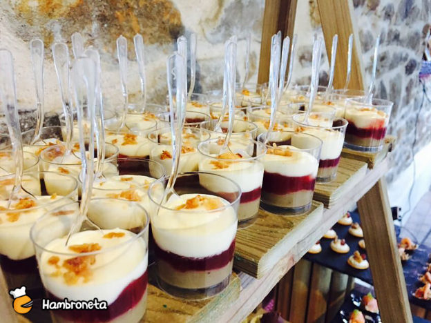 boda jessica adrian catering hambroneta pagaigoikoa bandejas snacks chupitos