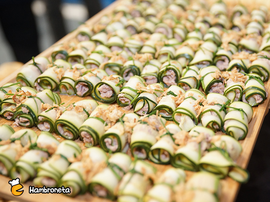 hambroneta catering inauguracion abra motor man mesa snacks envoltinis