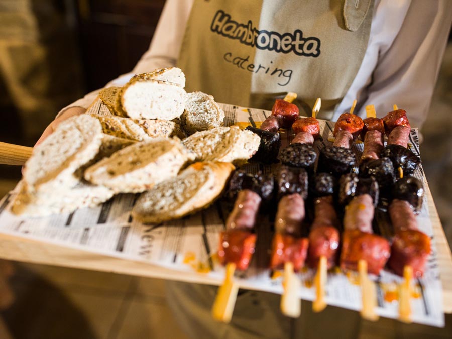 Hambroneta boda Yolanda Mikel brochetas km 0