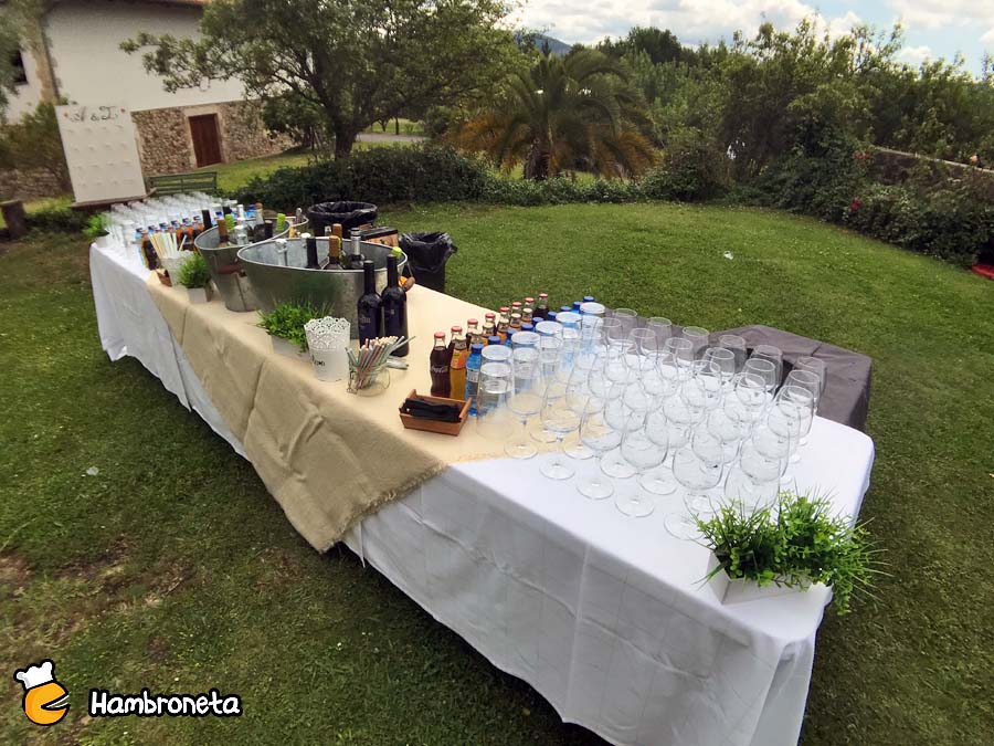 Hambroneta boda catering Aralia Inaki barra de bar