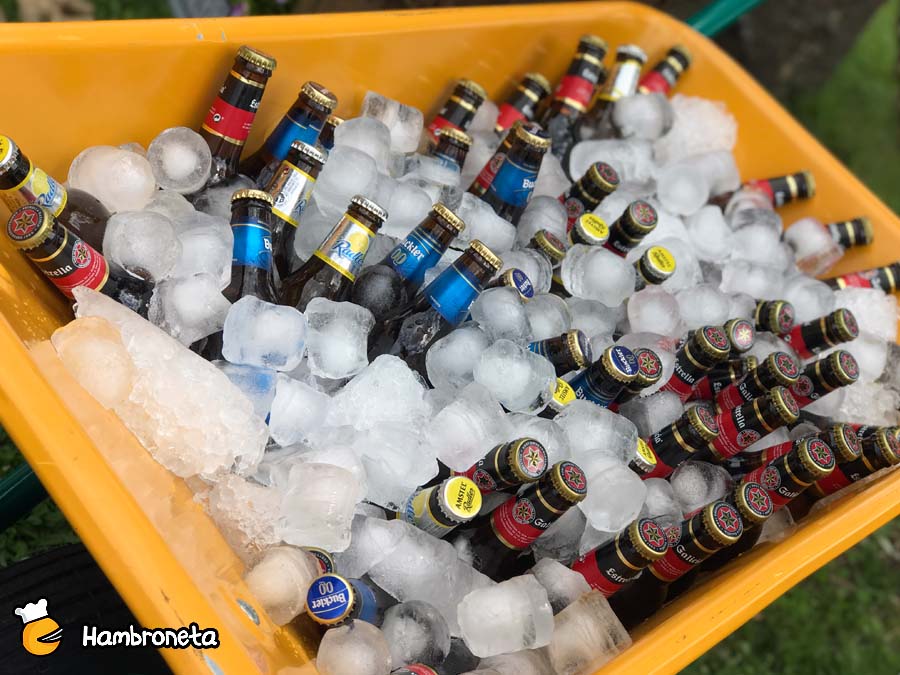 Hambroneta boda catering Aralia Inaki carretilla cervecera