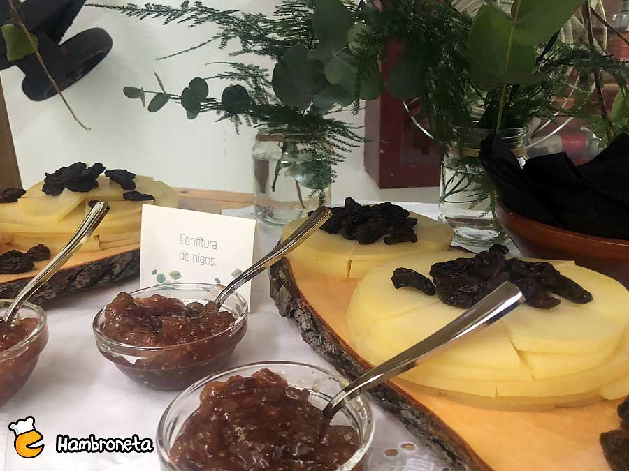 Hambroneta boda catering Katixa Erik quesos variados
