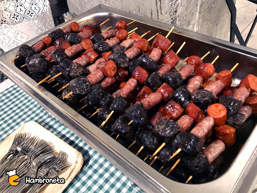 Boda catering Hambroneta Ale y Alatz Silo Bilbao borchetas km0
