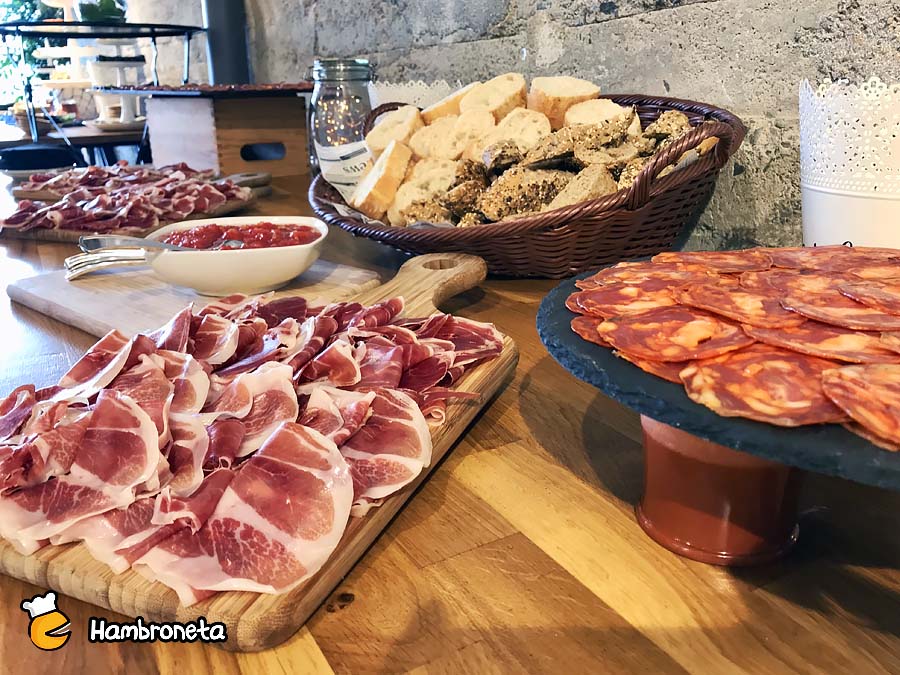 Boda catering Hambroneta Ale y Alatz Silo Bilbao detalle mes ibericos