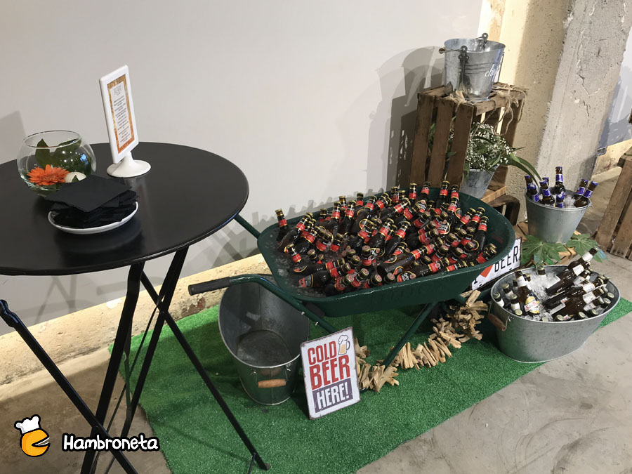Boda catering Hambroneta Ale y Alatz Silo Bilbao espacio carretilla cervecera