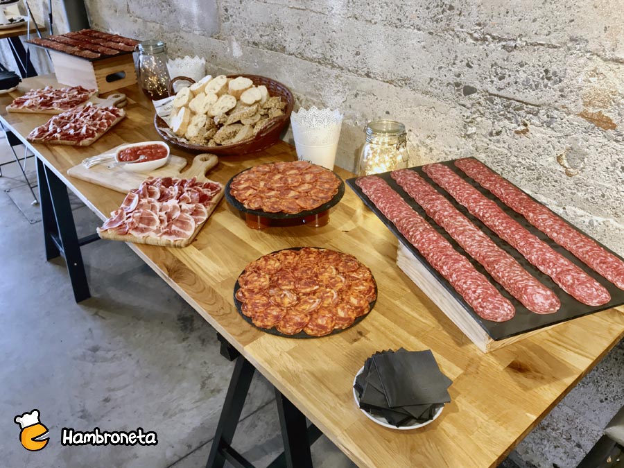 Boda catering Hambroneta Ale y Alatz Silo Bilbao detalle mes ibericos