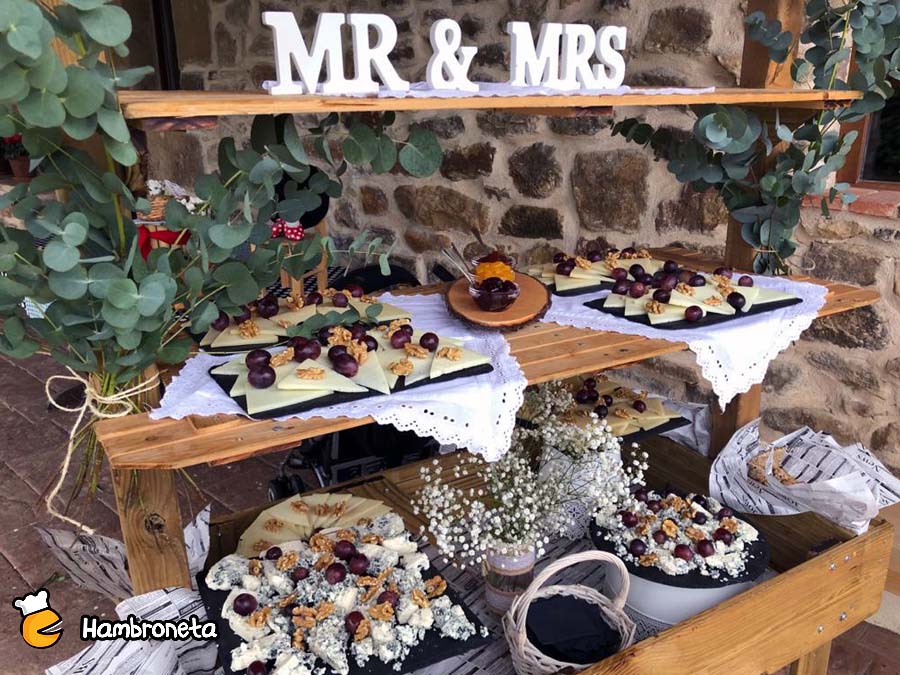 Hambroneta Catering Boda Tamara Miki Casa Rural Pagaigoikoa Rincon Queso carrito