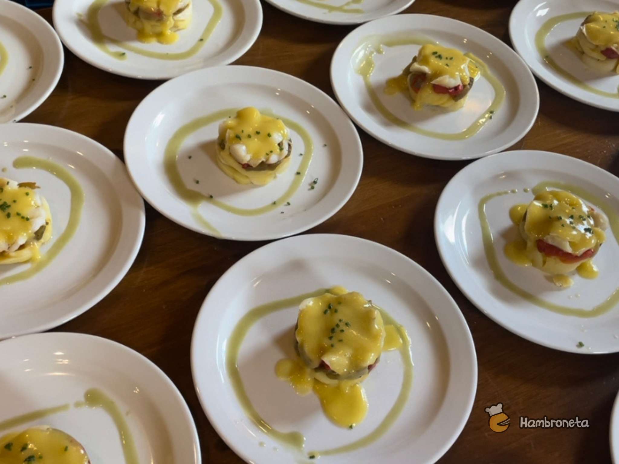 Hambroneta Boda organizacion catering Vane Luis plato bacalao